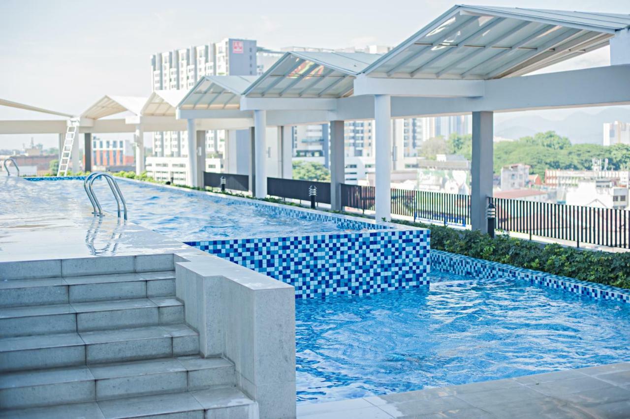 Octagon Premium Ipoh Town Center By Grab A Stay Eksteriør billede
